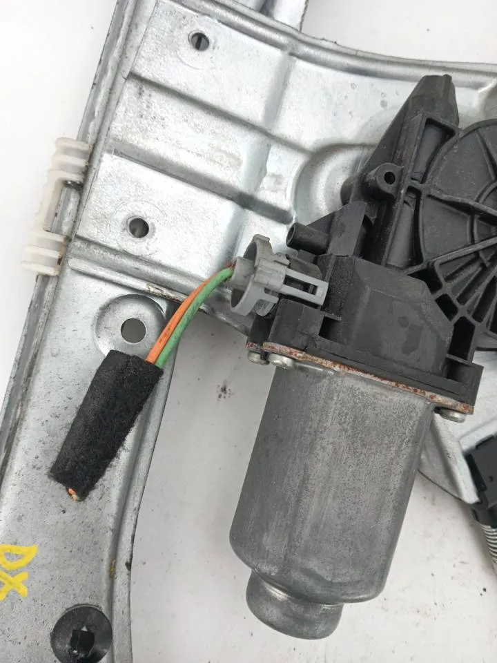 Alzacristallo alzavetro elettrico porta anteriore destro Alzacristallo alzavetro elettrico porta anteriore destro