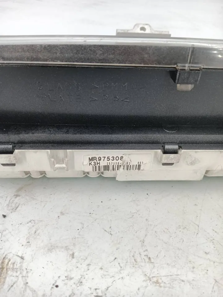 Quadro strumenti contachilometri Quadro strumenti contachilometri