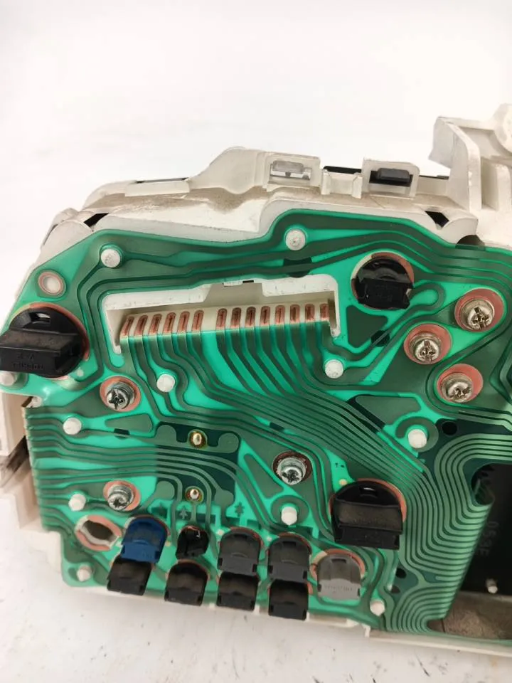 Quadro strumenti contachilometri Quadro strumenti contachilometri