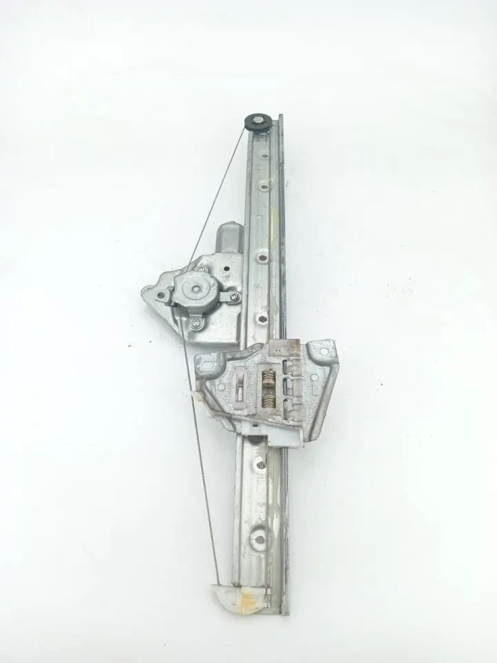 Alzacristallo elettrico porta posteriore sinistro Alzacristallo elettrico porta posteriore sinistro