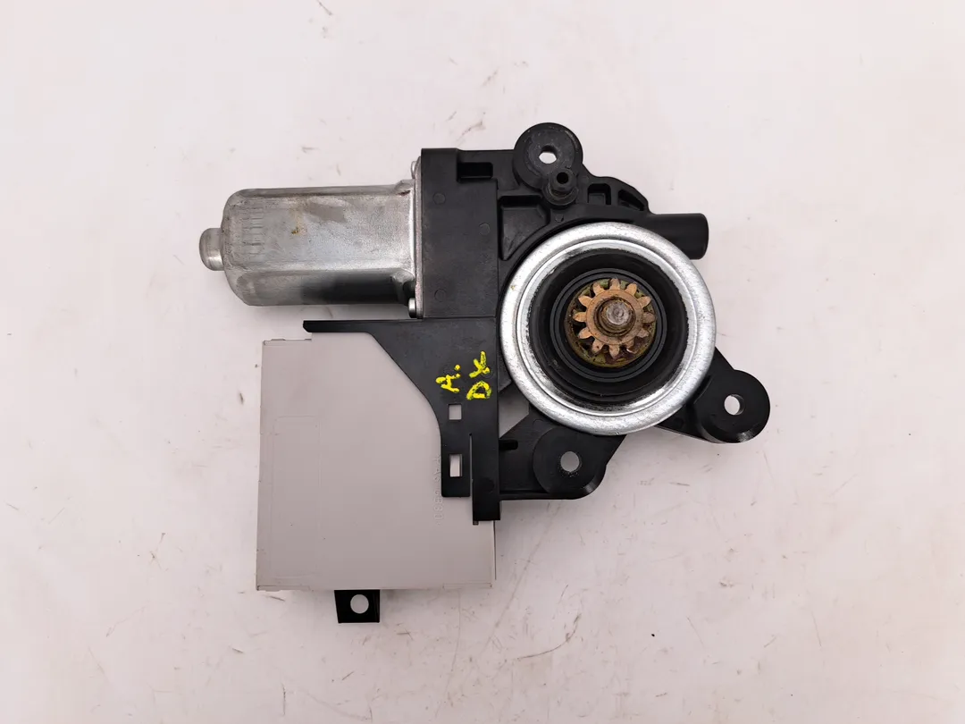 Motorino alzacristallo porta anteriore destro Motorino alzacristallo porta anteriore destro