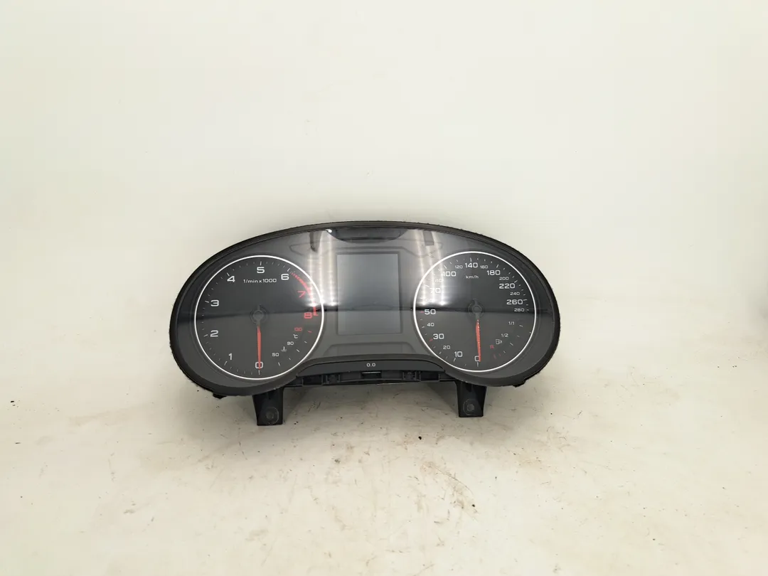 Quadro strumenti contachilometri Quadro strumenti contachilometri
