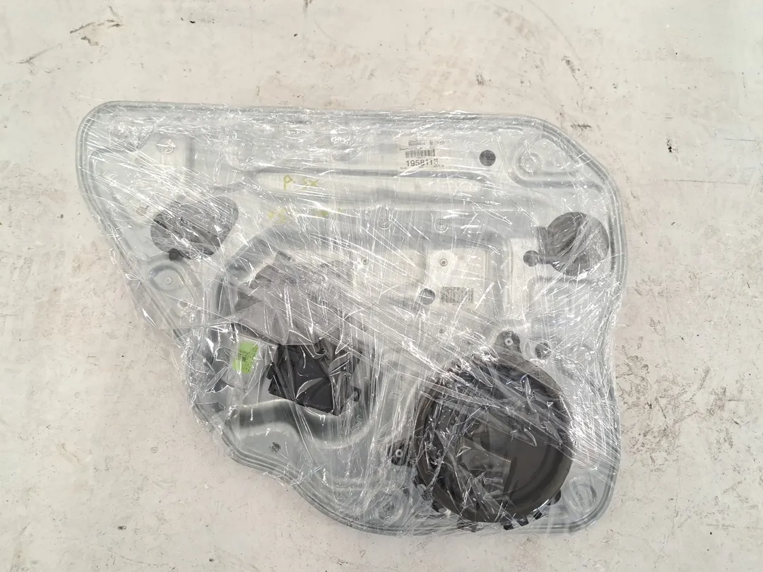 Alzacristallo elettrico porta posteriore sinistro Alzacristallo elettrico porta posteriore sinistro