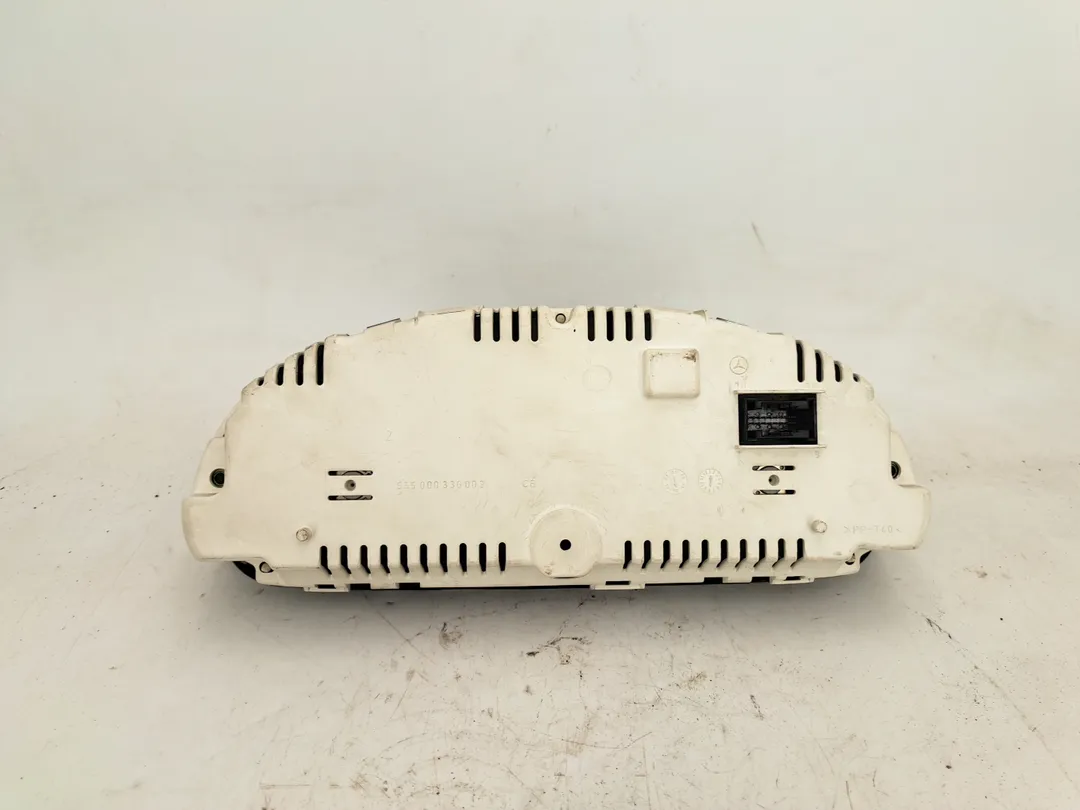 Quadro strumenti contachilometri Quadro strumenti contachilometri