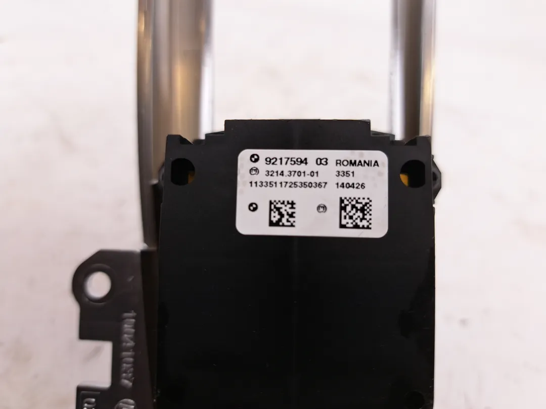 Interruttore sblocco freno stazionamento Interruttore sblocco freno stazionamento