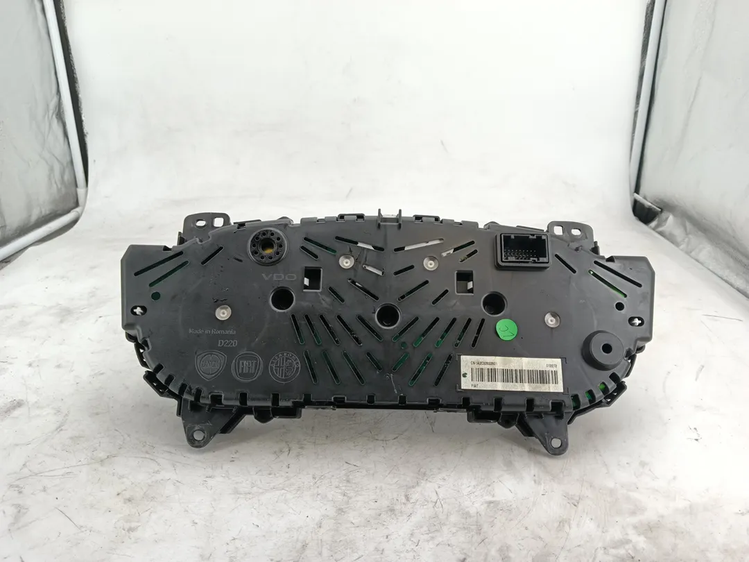 Quadro strumenti contachilometri Quadro strumenti contachilometri