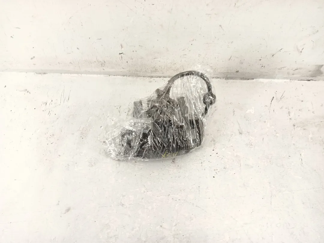 Pinza freno anteriore sinistro Pinza freno anteriore sinistro