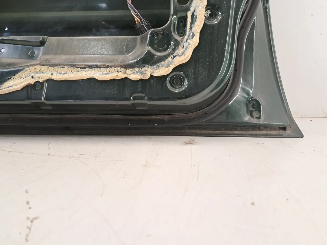 Porta anteriore destro Porta anteriore destro