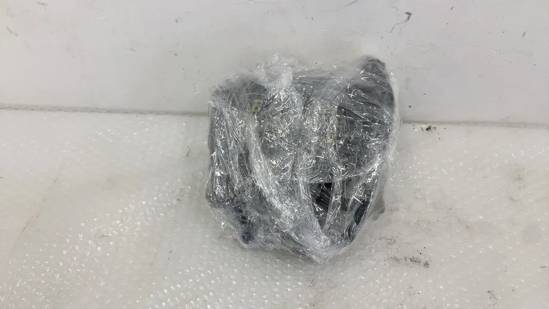 Pinza freno anteriore completo sinistro Pinza freno anteriore completo sinistro