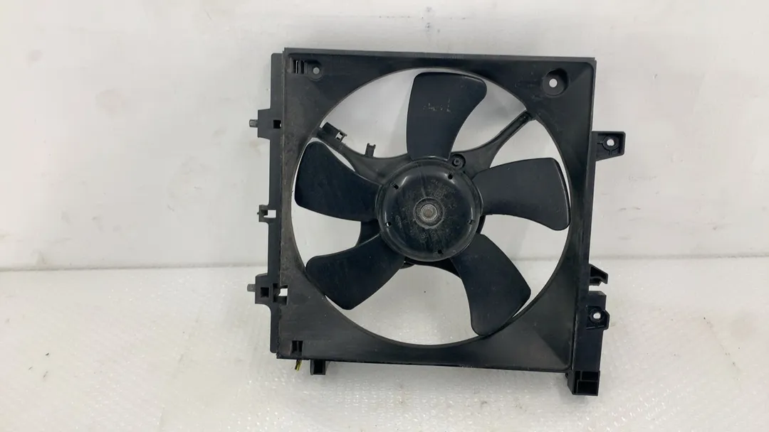 Specchio Retrovisore esterno elettrico destro Specchio Retrovisore esterno elettrico destro
