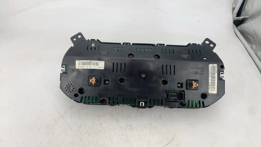 Quadro strumenti contachilometri Quadro strumenti contachilometri