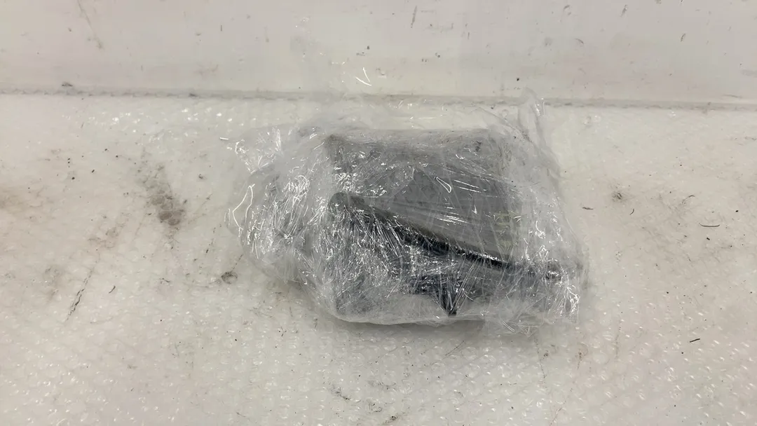 Pinza freno anteriore sinistro Pinza freno anteriore sinistro