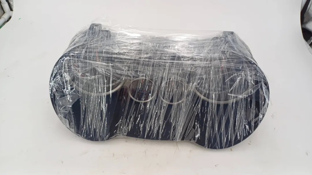 Quadro strumenti contachilometri Quadro strumenti contachilometri