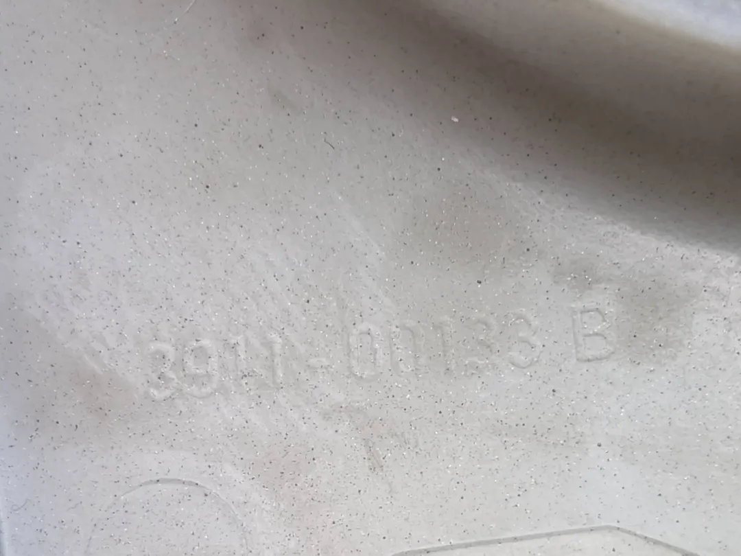Cornice portastrumenti Cornice portastrumenti