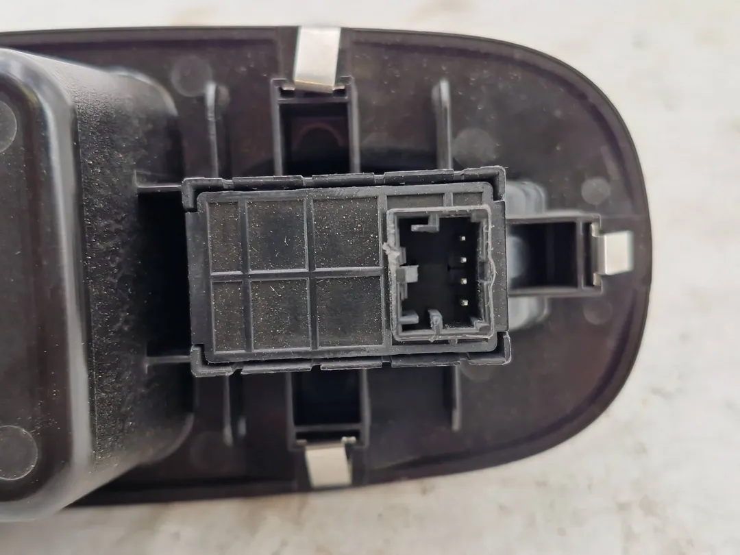 Interruttore alzacristalli porta anteriore Interruttore alzacristalli porta anteriore