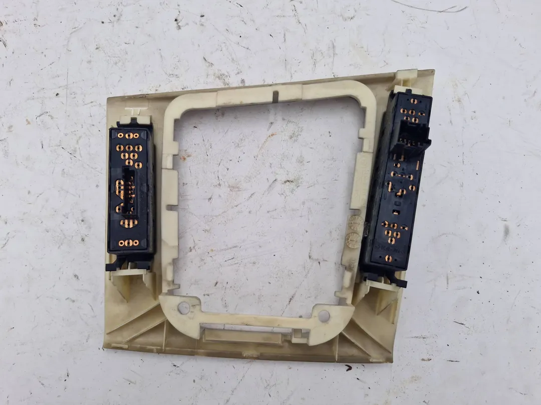 Interruttore alzacristalli porta anteriore Interruttore alzacristalli porta anteriore