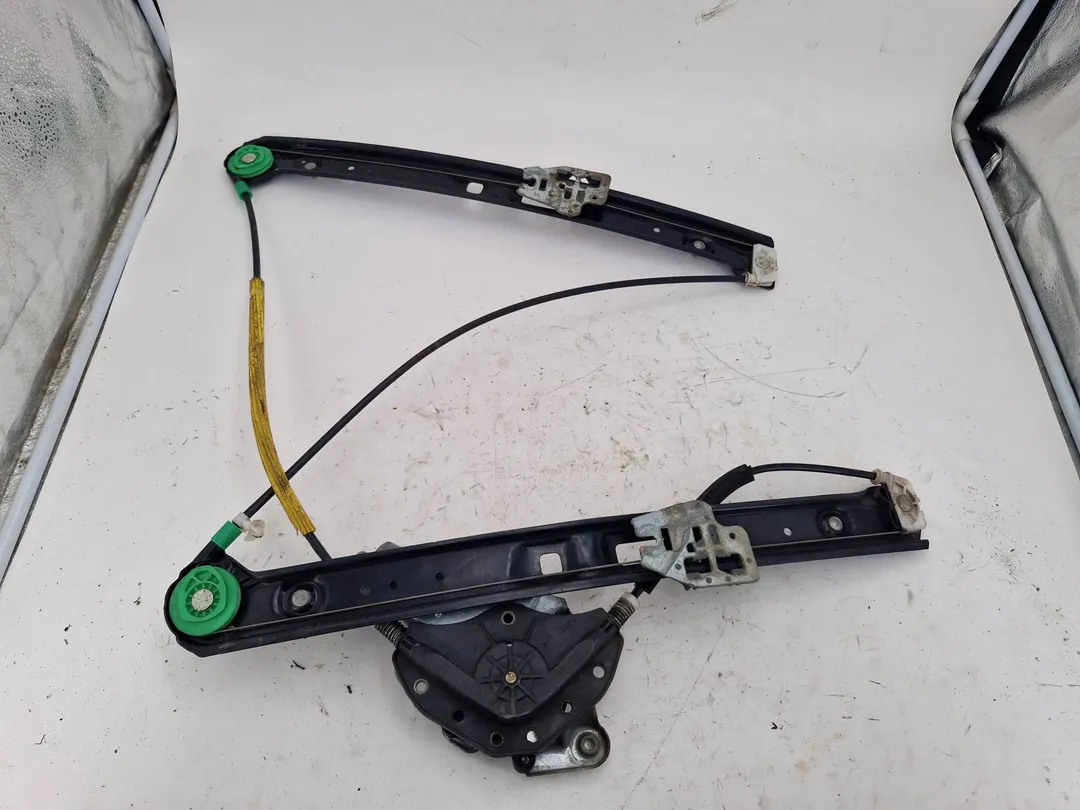 Alzacristallo alzavetro elettrico porta anteriore sinistro Alzacristallo alzavetro elettrico porta anteriore sinistro