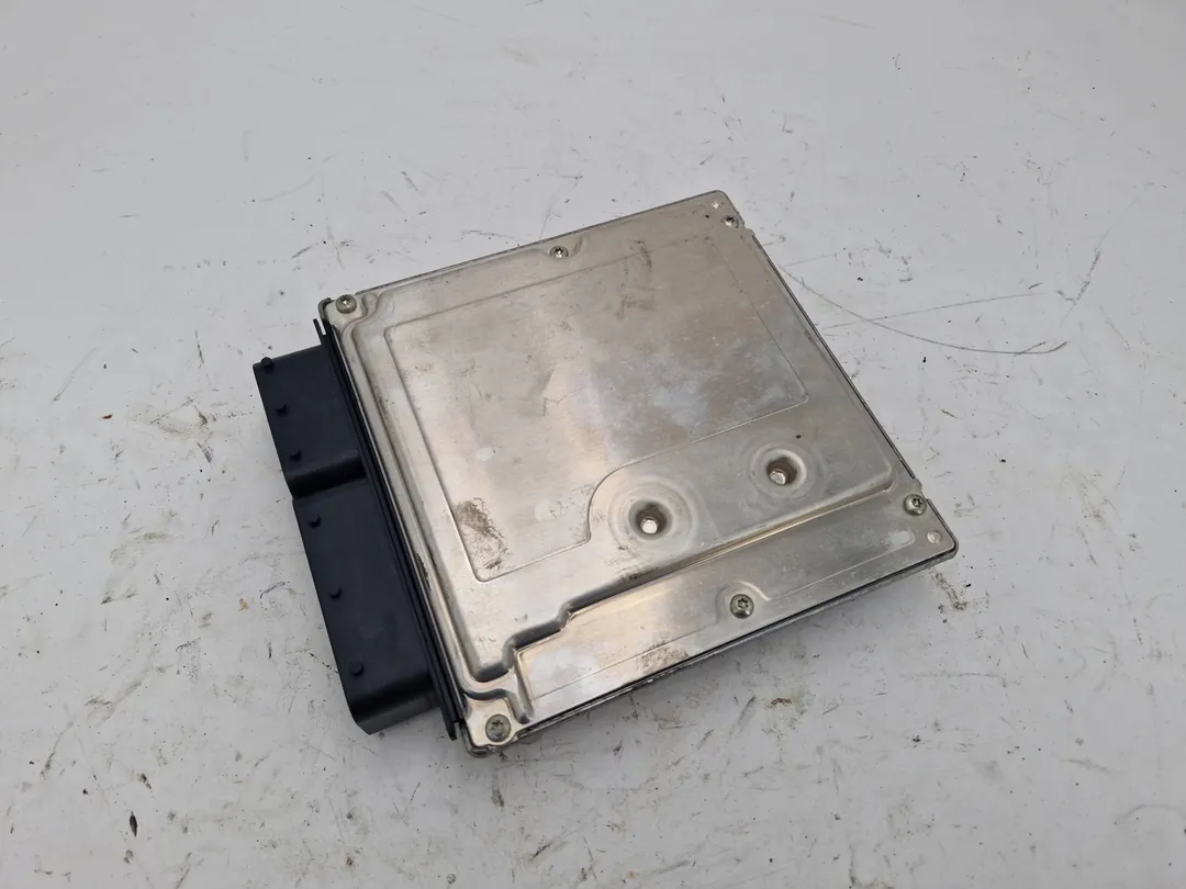 Centralina iniezione motore ECU Centralina iniezione motore ECU