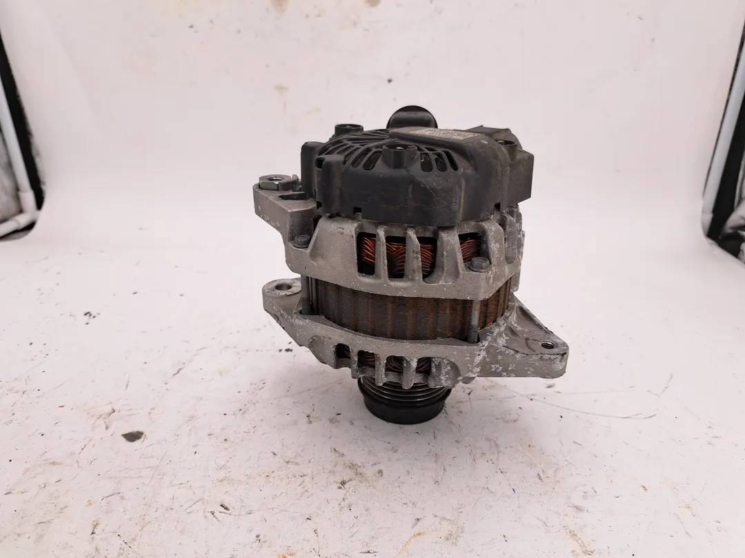 Alternatore Alternatore