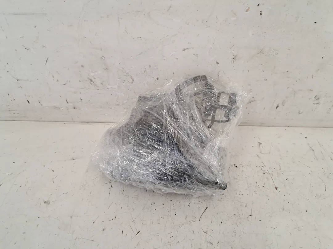 Pinza freno anteriore destro Pinza freno anteriore destro