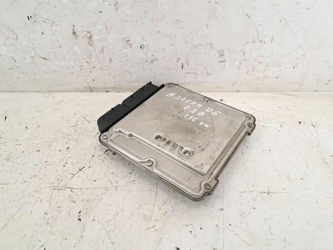 Centralina iniezione motore ECU Centralina iniezione motore ECU