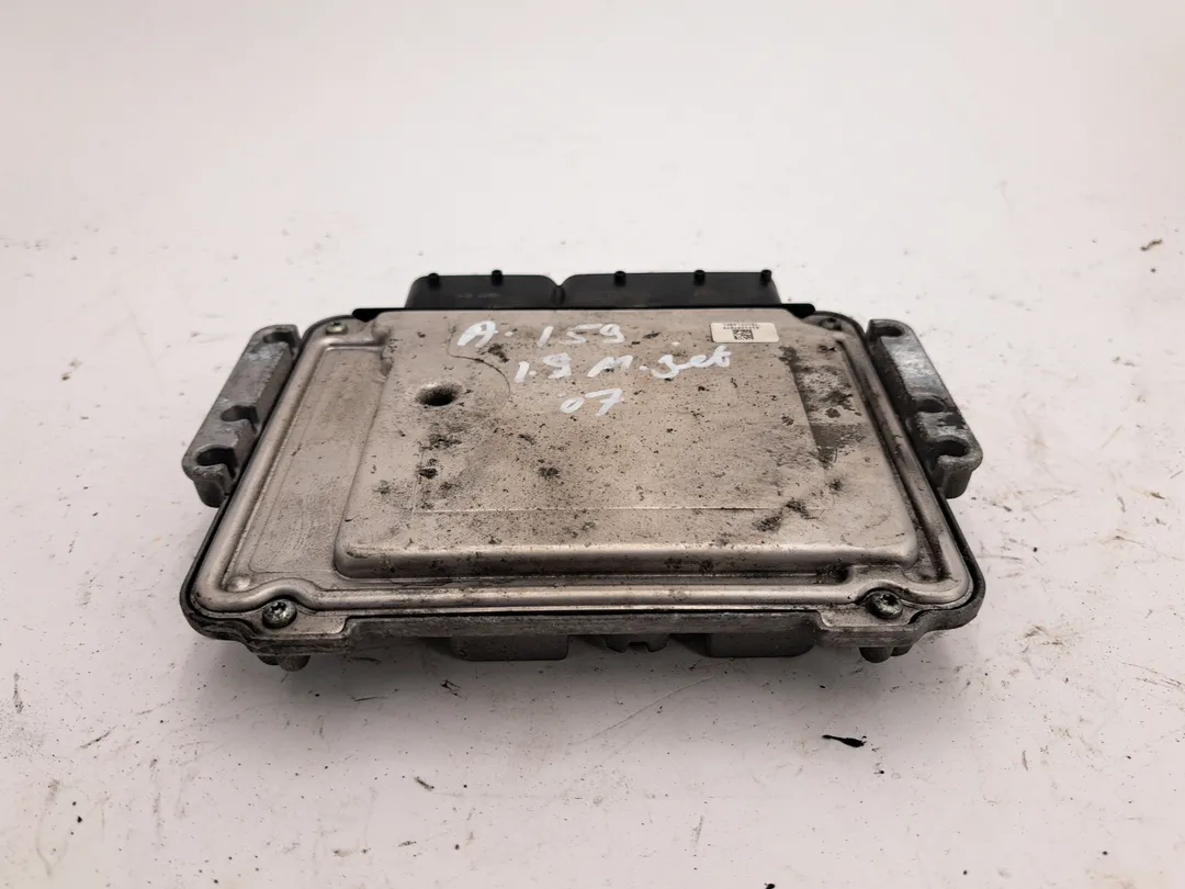 Centralina iniezione motore ECU Centralina iniezione motore ECU