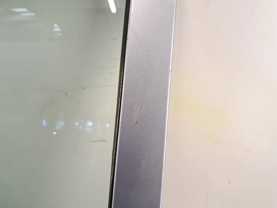 Porta anteriore sinistro
