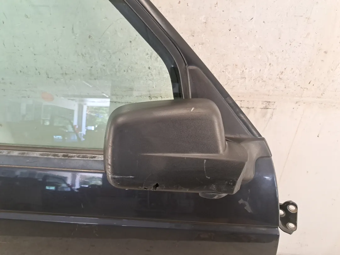 Porta anteriore destro Porta anteriore destro