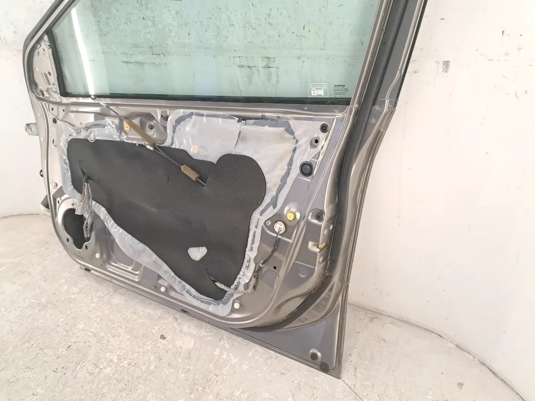 Porta anteriore destro Porta anteriore destro