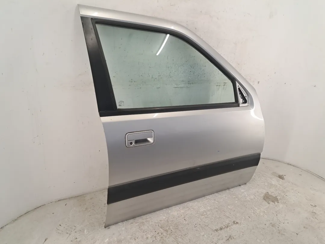 Porta anteriore destro Porta anteriore destro