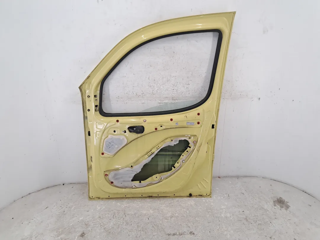 Porta anteriore destro Porta anteriore destro