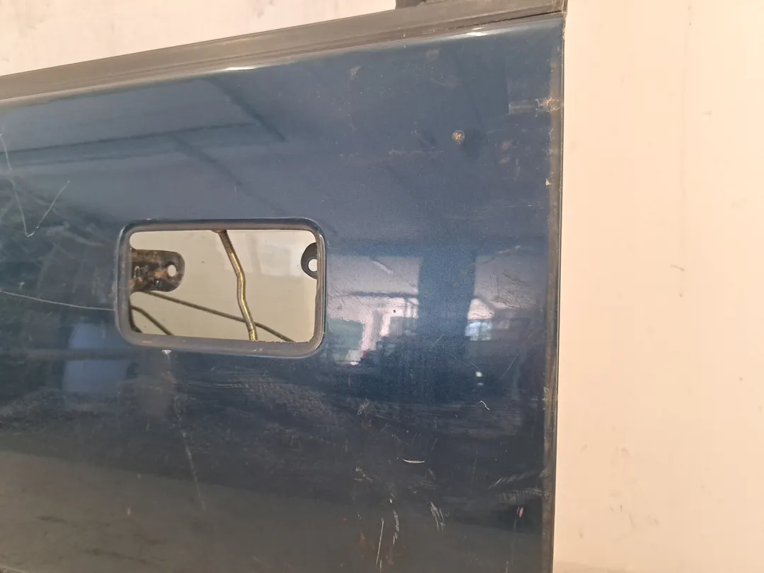Porta anteriore sinistro