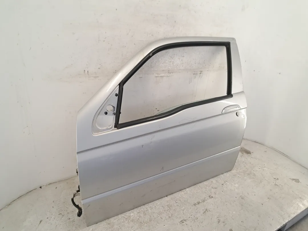 Porta anteriore sinistro Porta anteriore sinistro
