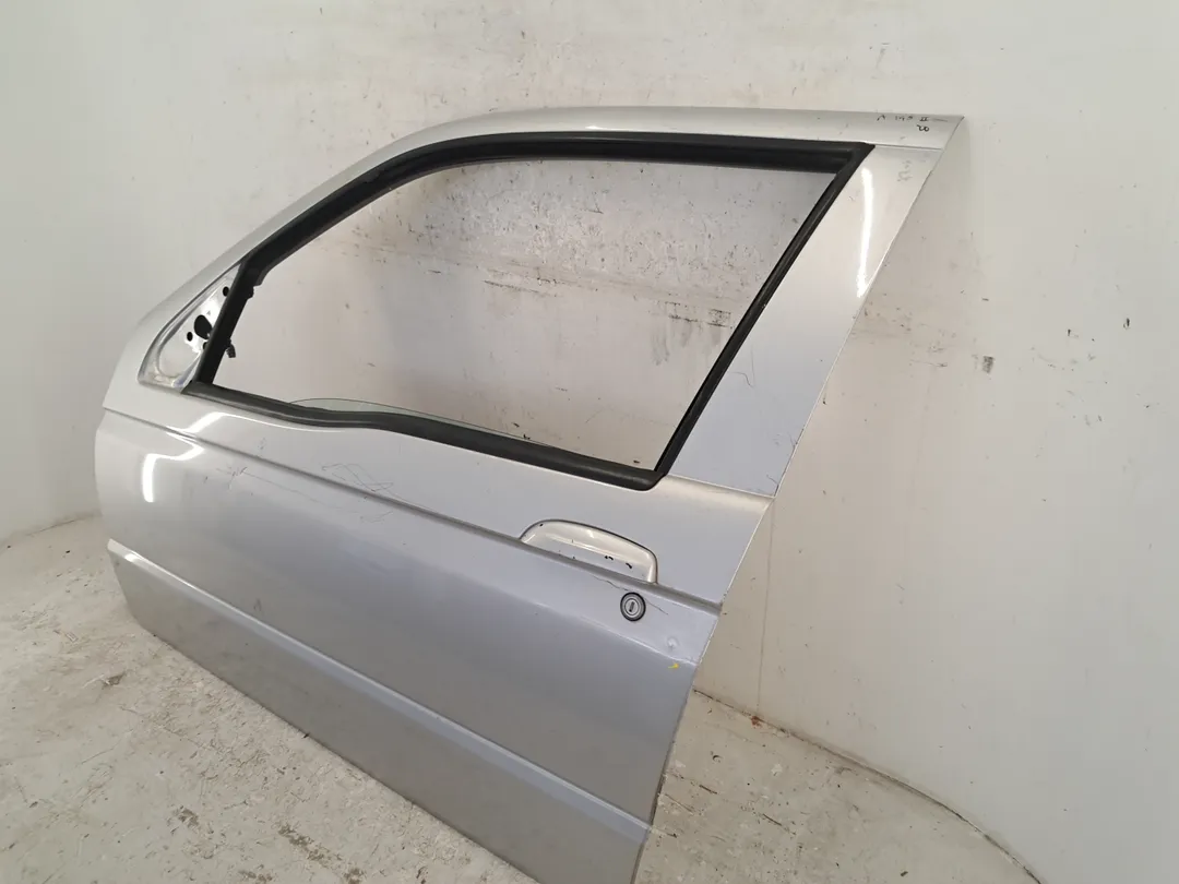 Porta anteriore sinistro Porta anteriore sinistro