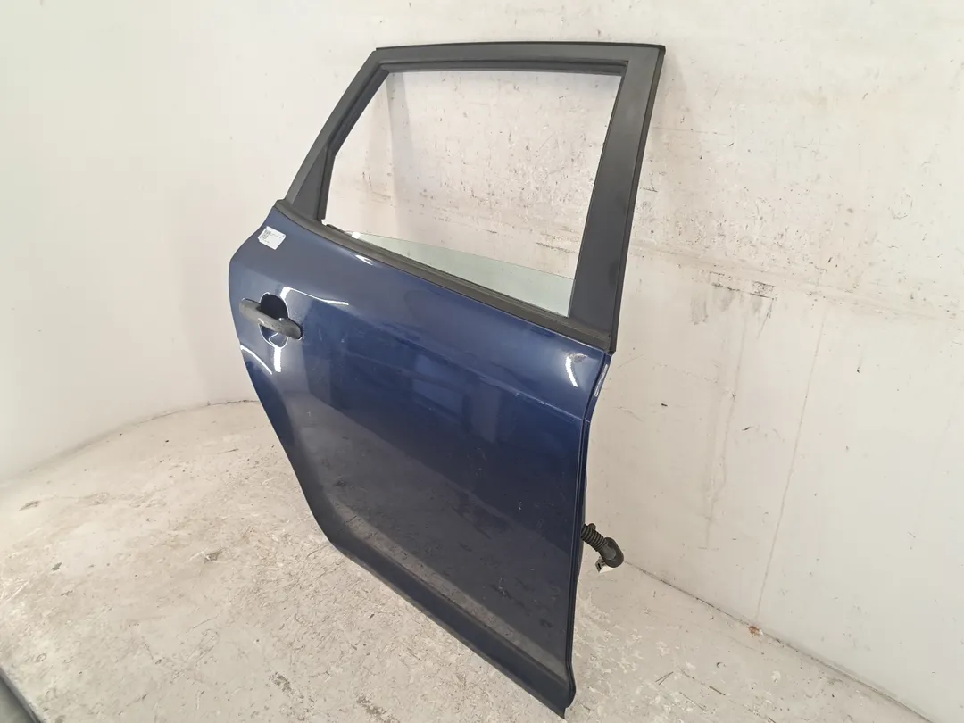 Porta posteriore destro