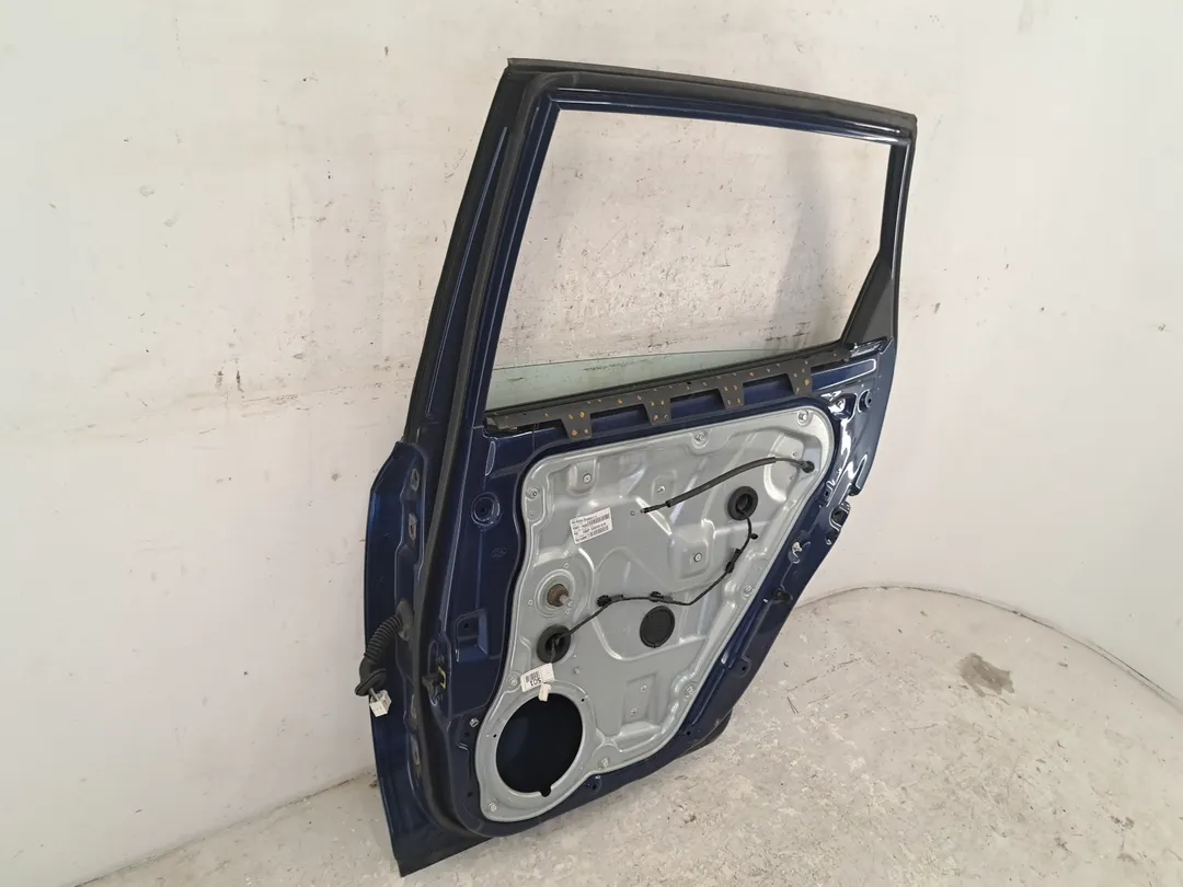 Porta posteriore destro