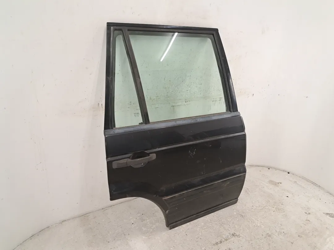 Porta anteriore destro