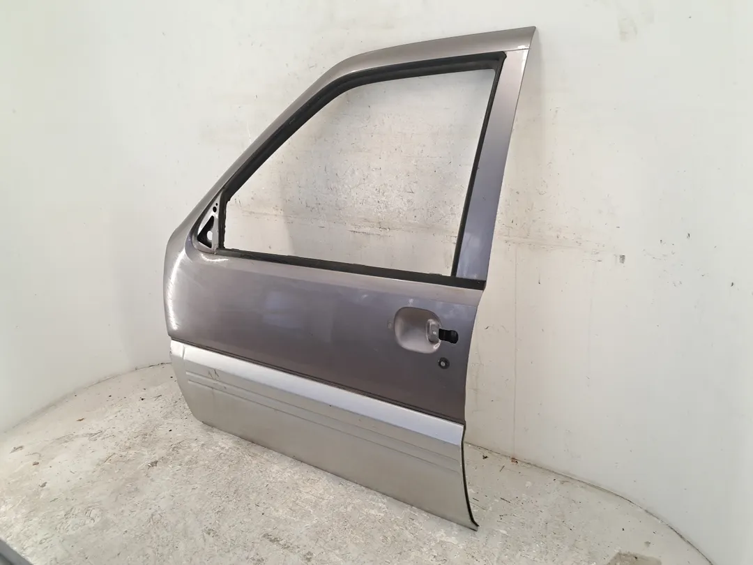 Porta anteriore sinistro Porta anteriore sinistro