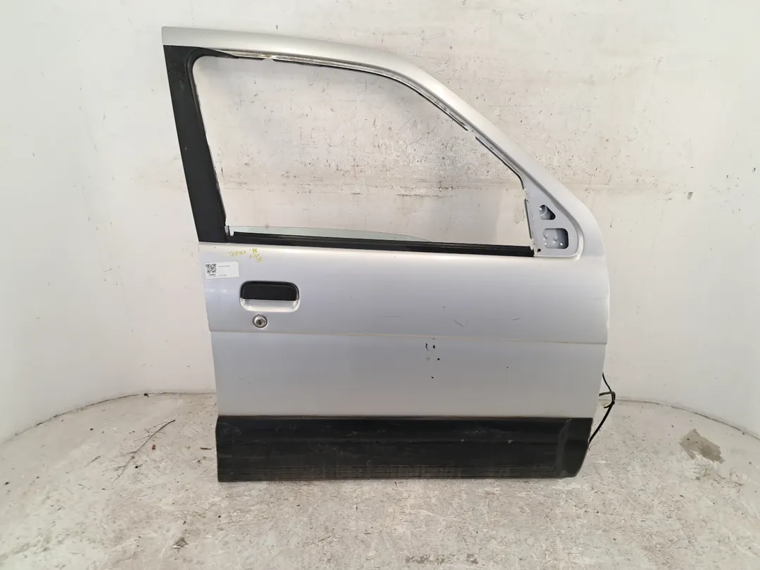 Porta anteriore destro