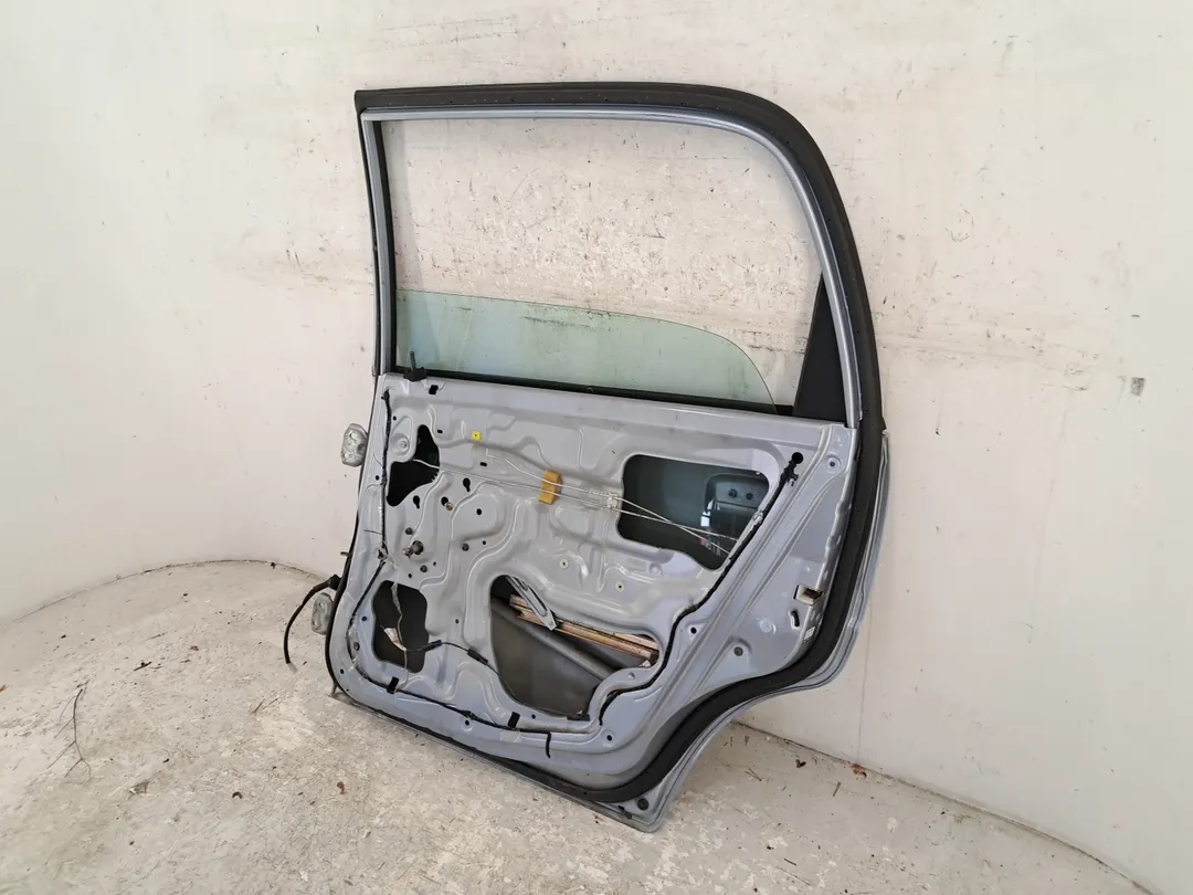 Porta posteriore destro