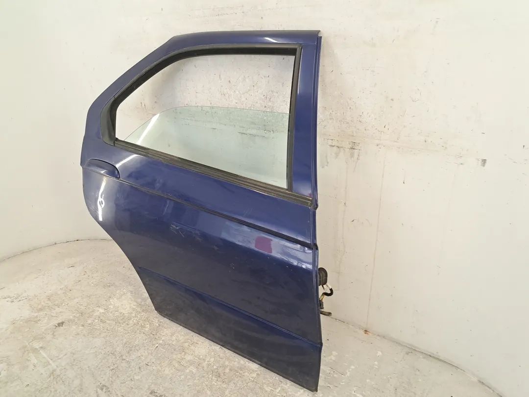 Porta posteriore destro