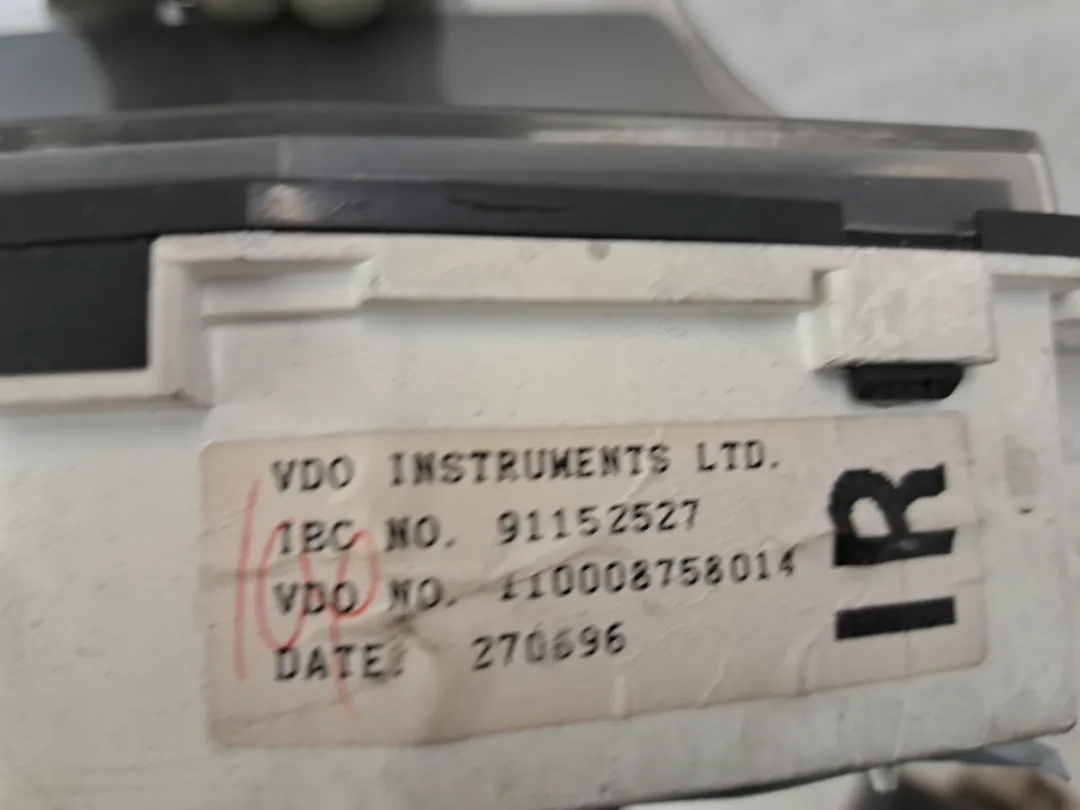 Quadro strumenti contachilometri Quadro strumenti contachilometri