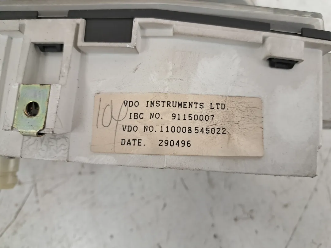 Quadro strumenti contachilometri Quadro strumenti contachilometri
