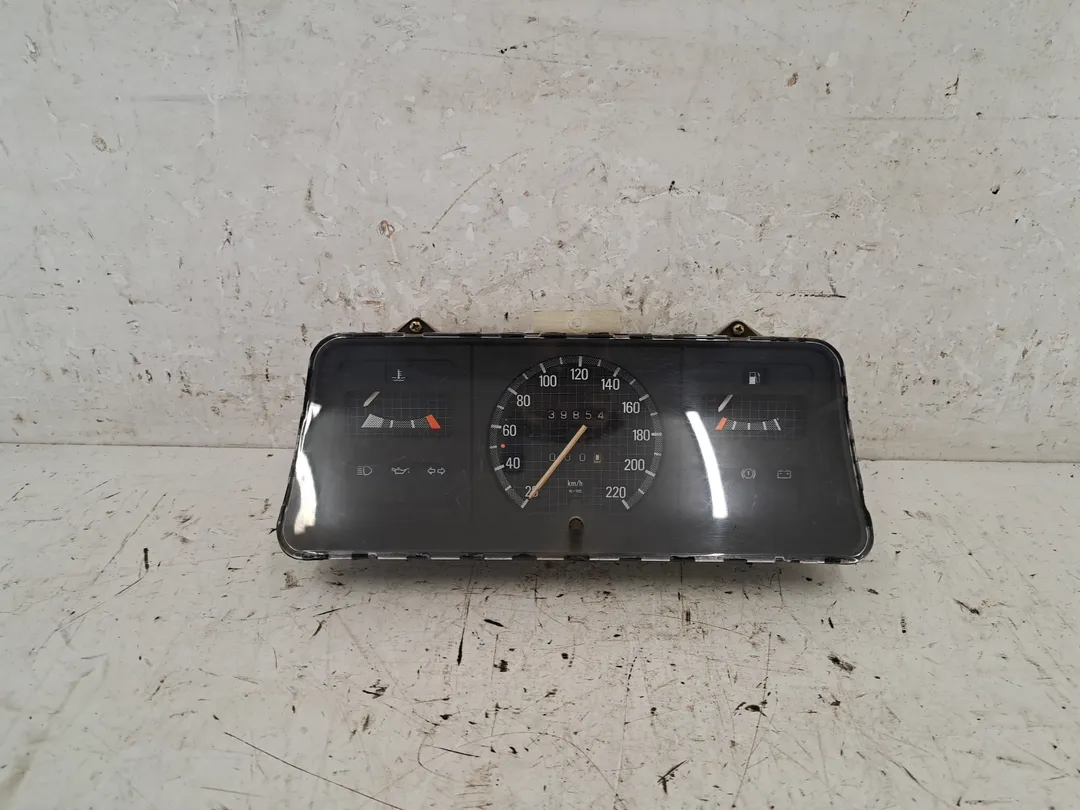 Quadro strumenti contachilometri Quadro strumenti contachilometri