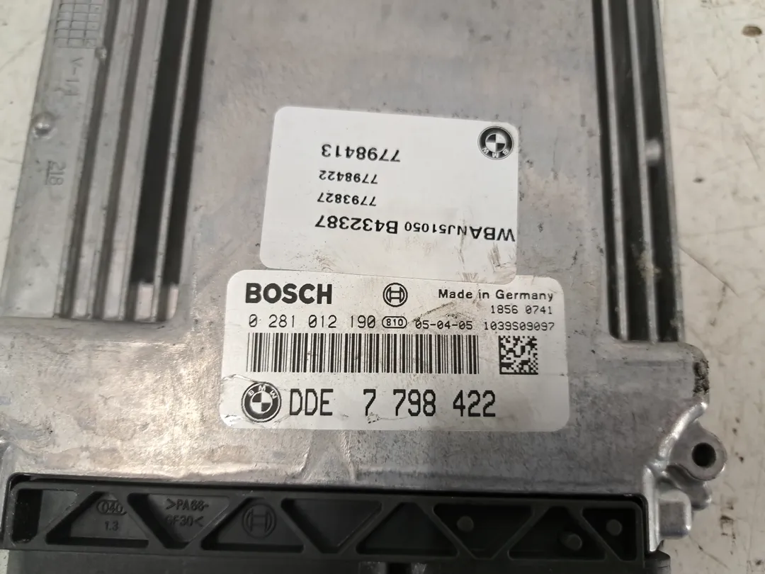 Centralina iniezione motore ECU Centralina iniezione motore ECU