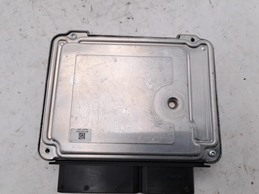 Centralina iniezione motore ECU Centralina iniezione motore ECU