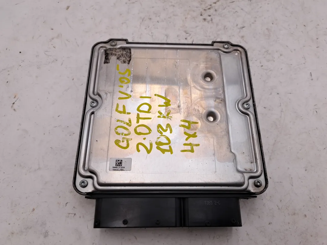 Centralina iniezione motore ECU Centralina iniezione motore ECU
