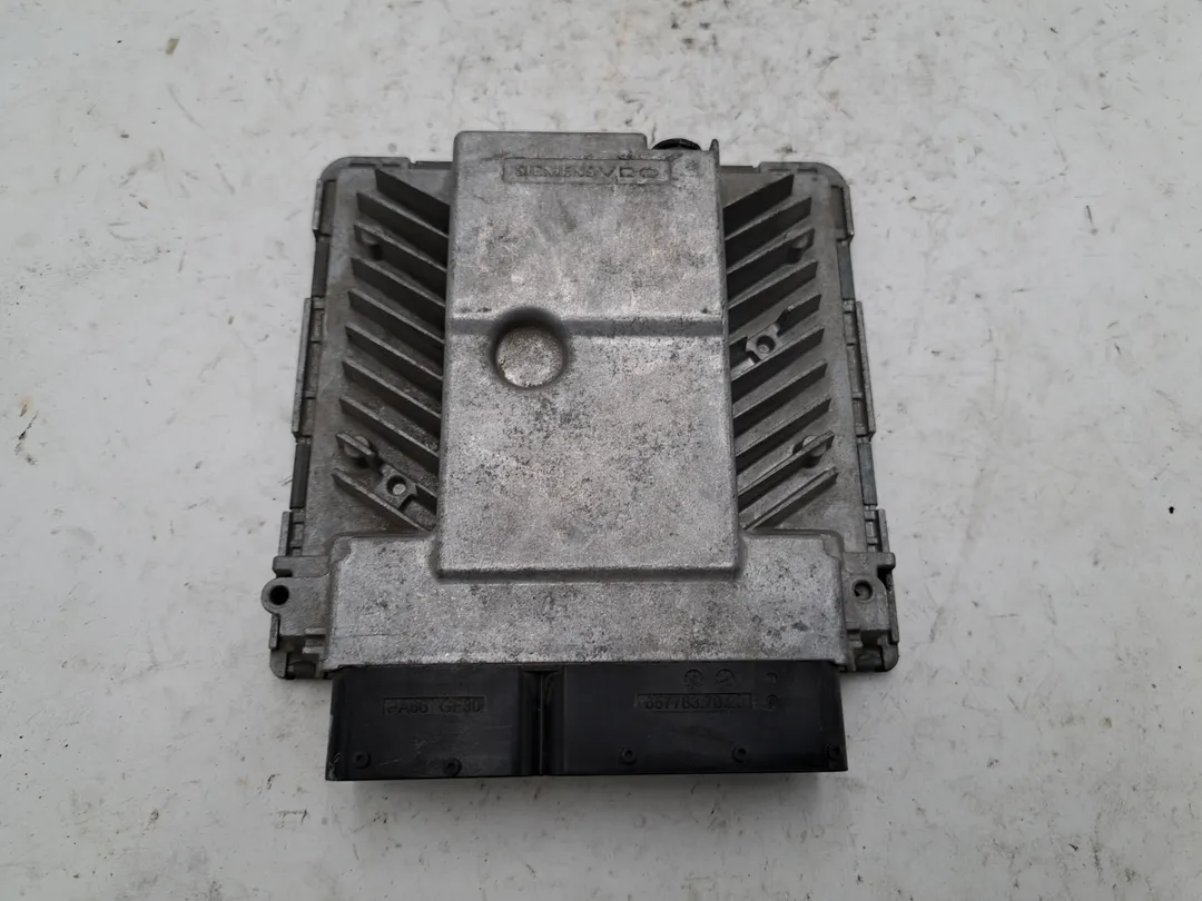 Centralina iniezione motore ECU Centralina iniezione motore ECU