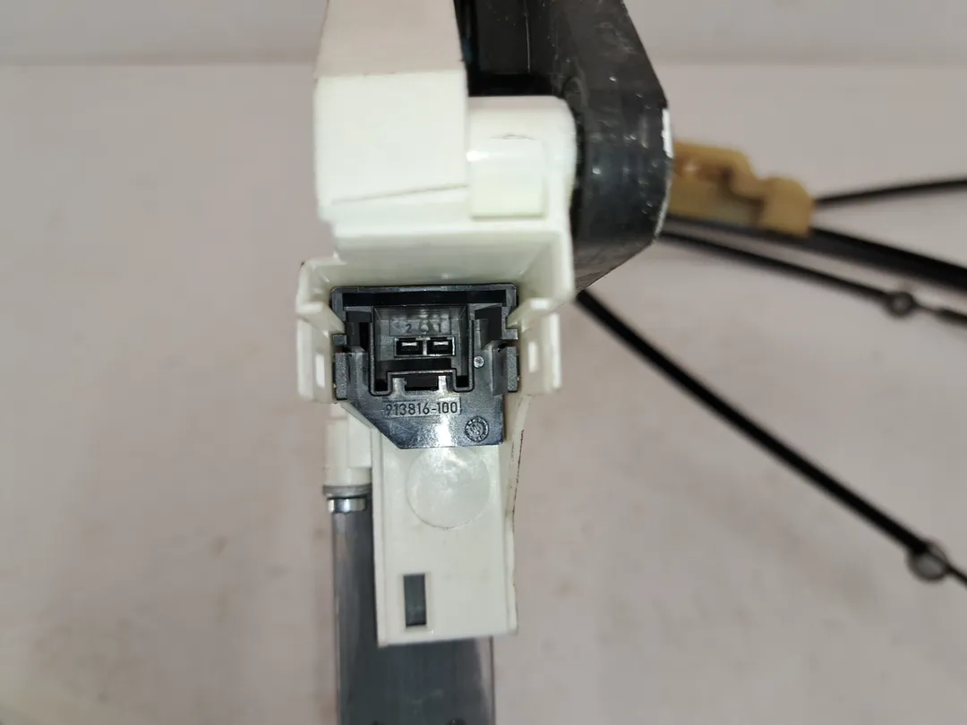 Alzacristallo alzavetro elettrico porta anteriore sinistro Alzacristallo alzavetro elettrico porta anteriore sinistro
