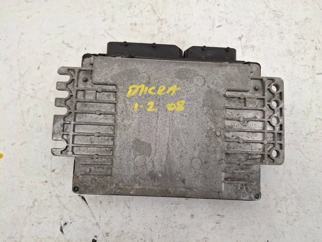 Centralina iniezione motore ECU Centralina iniezione motore ECU